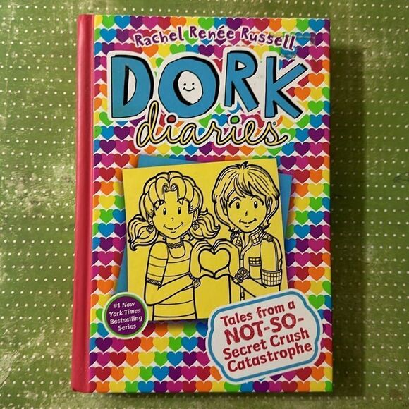 Dork Diaries by Rachel Renee Russell - Picture 4 of 7